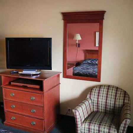 Inn Towne Motel Columbus Extérieur photo